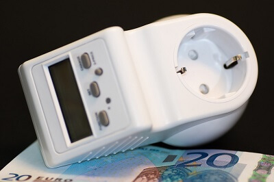 Misuratori di corrente per monitorare i consumi